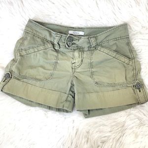 EXPRESS Low Rise Cargo Shorts Green 2
